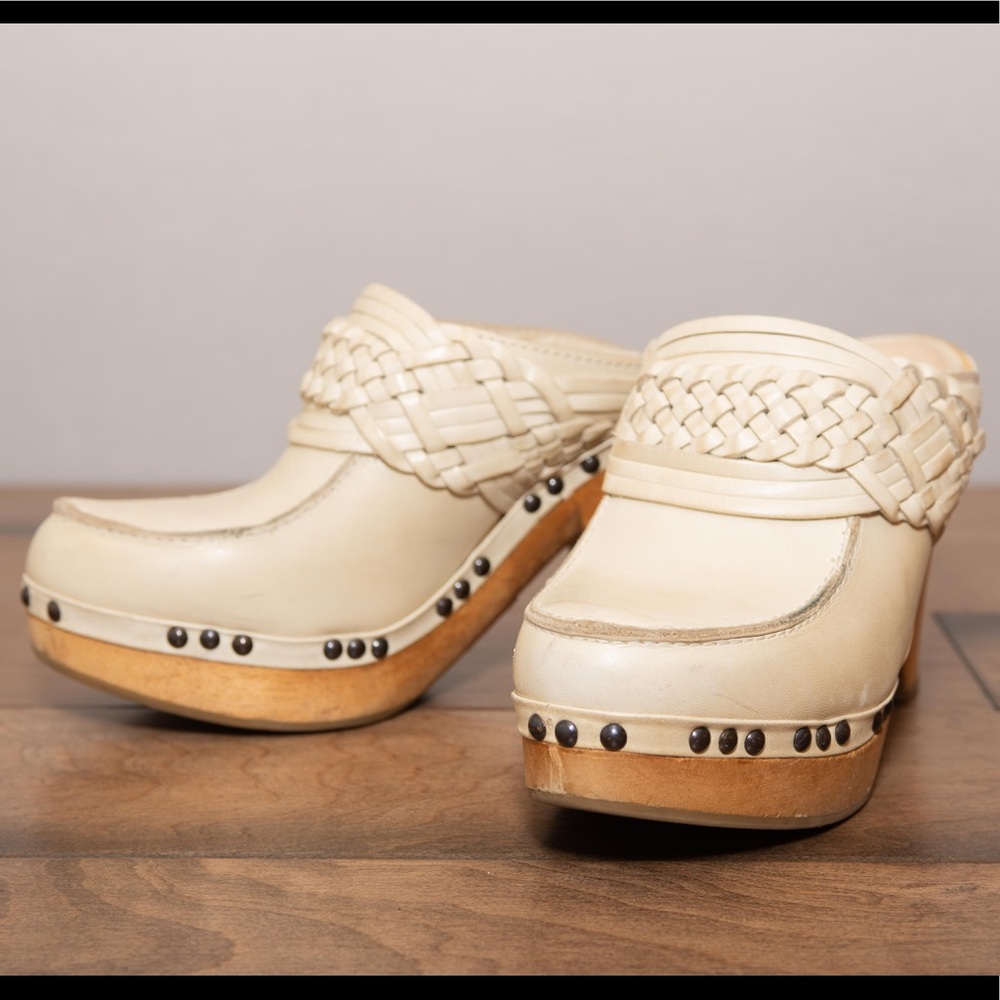 Vintage Frye Clogs